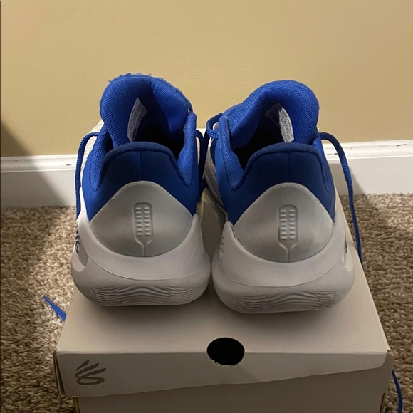 Curry 11 Blue and White colorway